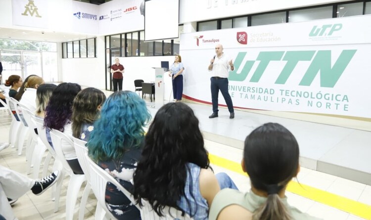 Desarrollo, Emociones, Universidad